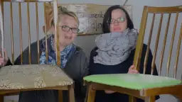 Jak zmienić obicie krzesła - proste kroki, które odmienią Twój mebel