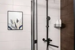 Jak zamontować baterie prysznicową bez błędów i zbędnych kosztów