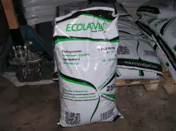 Worek z ekogroszkiem czeskim, idealny do ogrzewania. Gdzie kupić? Sprawdź na www.europawegiel.com.