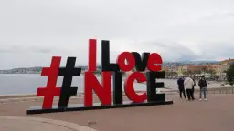 Czy Nicea jest droga? Poznaj ceny i oszczędzaj na wakacjach