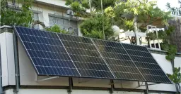 Fotowoltaika w mieszkaniu i na bloku - jak zamontować panele słoneczne?