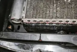 Jak uszczelnić chłodnicę jajkiem - skuteczna metoda na drobne wycieki