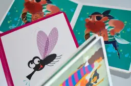 Książeczki z ilustracjami dla dzieci: komary, piraci i dziewczynki. Szukaj różnice dla dzieci!