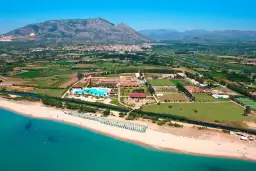 Club Hotel Marina Beach: Guida Completa e Offerte Vacanze