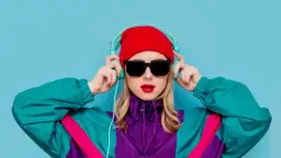 Jak się ubrać na imprezę w stylu lat 90, by zachwycić wszystkich