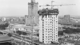 Hotel Marriott Warszawa – Kiedy powstał i jak wyglądała budowa?