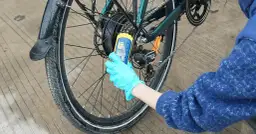 Jak myć rower elektryczny, aby uniknąć uszkodzeń i zapewnić trwałość