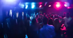 Kluby muzyczne Warszawy - gdzie posłuchać dobrej muzyki na żywo?