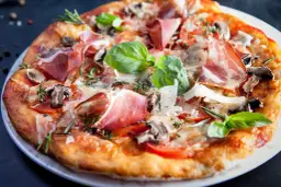 Jak się robi pizza - proste przepisy na idealne ciasto i sos