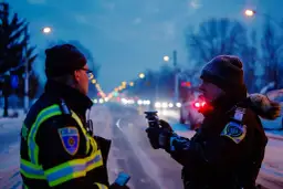 Jak wybrać alkomat, aby uniknąć błędnych pomiarów i kosztów?