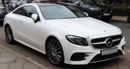 Mercedes E Klasa Coupe – co warto wiedzieć przed zakupem luksusowego auta?