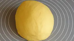 Przepis na dobre kruche ciasto – unikaj najczęstszych błędów w pieczeniu