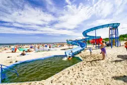 Gdzie nad morze z dzieckiem? Najlepsze miejsca i porady dla rodzin