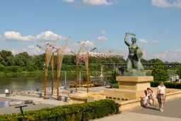 Jak zwiedzić Warszawę tanio i odkryć jej najpiękniejsze miejsca