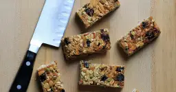 Przepis na zdrowe batony bez cukru, które zachwycą Twoje podniebienie