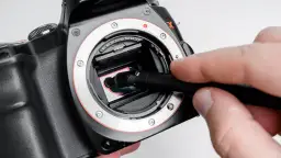 Jak wyczyścić matrycę aparatu bez ryzyka uszkodzenia sprzętu