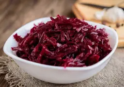 Jak zrobić buraki na obiad? Przepisy: od klasyki po fit