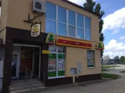 Czy Żabka płaci za wynajem lokalu? Poznaj koszty i warunki najmu