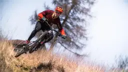 Rower enduro co to? Poznaj kluczowe cechy i zastosowanie