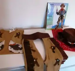 Jak zrobić strój kowboja dla dzieci - kreatywne pomysły DIY