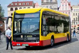 Ile zarabia kierowca MPK we Wrocławiu? Zaskakujące wyniki pensji!