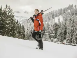 Jak prać kurtkę narciarską, by nie zniszczyć jej funkcjonalności i trwałości?