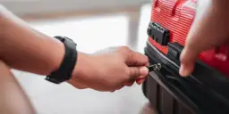 Jak wysłać bagaż do sanatorium i uniknąć problemów z transportem