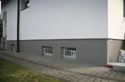 Jak położyć tynk mozaikowy na cokół - uniknij najczęstszych błędów