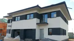 Wybierasz dachówkę antracytową? Zobacz jakie okna będą pasować najlepiej