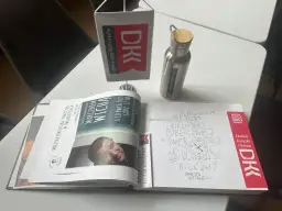 Jak naprawdę powstaje książka? Kulisy warsztatu pisarskiego i wydawnictwa