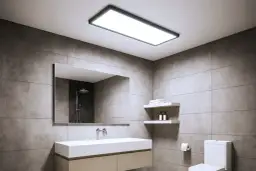 Nowoczesny, prostokątny plafon do łazienki, idealnie komponuje się z szarymi płytkami i minimalistycznym wystrojem.
