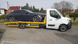 Czy wolno holować samochód na autostradzie? Przepisy i konsekwencje