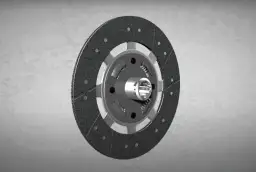 Kiedy wymiana sprzęgła? Objawy zużycia i koszty, które musisz znać