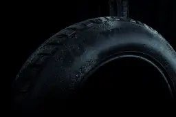 Jakie opony do SUV 4x4 wybrać, aby zapewnić bezpieczeństwo i komfort?