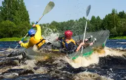 Polskie tory kajakowe: Przewodnik po sportach wodnych i emocjach