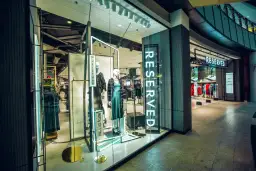 Kiedy otwarcie Reserved w Złotych Tarasach? Sprawdź aktualne informacje