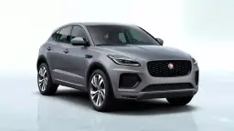 Szary SUV Jaguar E-Pace na białym tle.