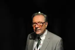 Krzysztof Zanussi: reżyser cwału i struktury kryształu w polskim kinie