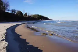 Najpiękniejsze miejsca nad morzem: odkryj perły Bałtyku i zaplanuj urlop!
