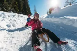 Gdzie w góry z małym dzieckiem zimą - bezpieczne miejsca na ferie