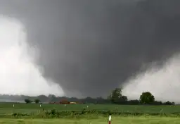 Wycie syreny 3 razy: znaczenie syren alarmowych