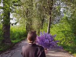 Cytaty które poprawiają humor – znajdź radość w codzienności