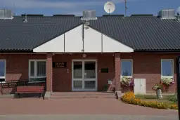 Opieka w DPS Kałków-Godów: Czy to miejsce dla Twojej rodziny?