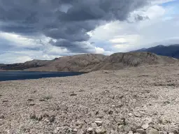 Najlepsze atrakcje na wyspie Pag, które musisz zobaczyć