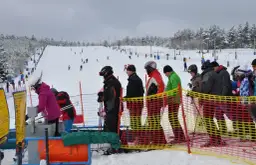 Ceny wyciągów narciarskich: Jak uniknąć wysokich kosztów w sezonie