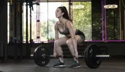 Czy trening siłowy odchudza? Odkryj prawdę o skuteczności ćwiczeń