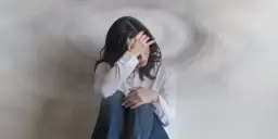 Syndrom Korsakowa objawy: Jak je rozpoznać i co oznaczają