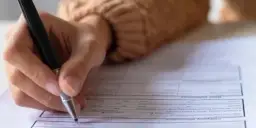 Jakie dokumenty są potrzebne do podpisania umowy z PGE?