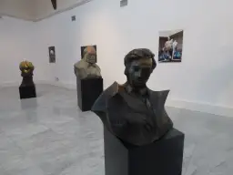 Adam Myjak: Rzeźby, styl, dzieła odkryj mistrza ekspresji!