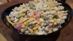 Idealne sałatki do gołąbków, które zachwycą Twoich gości